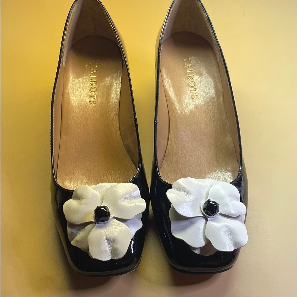 Talbots Black Patent Heels with White Floral Accent